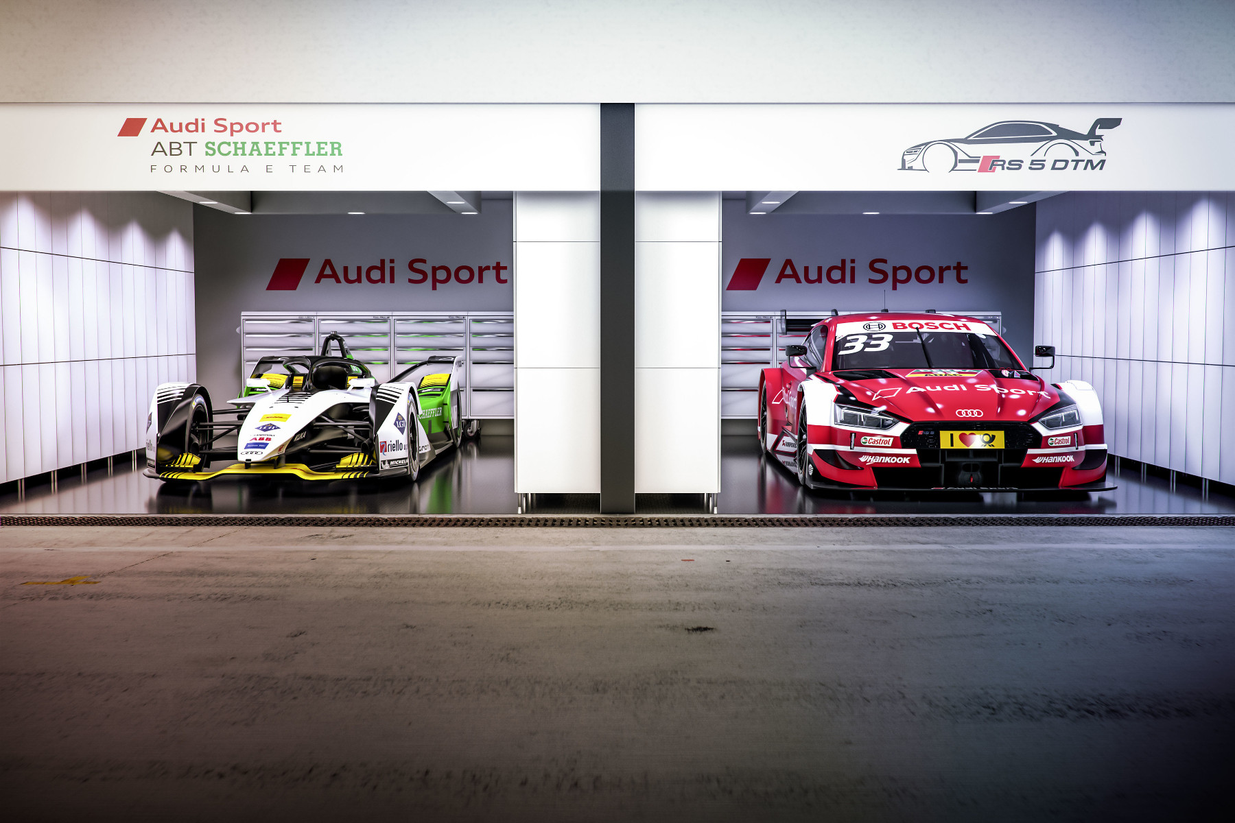 Audi-Formel-E-Auto-neben-DTM-Rennwagen-in-Garage