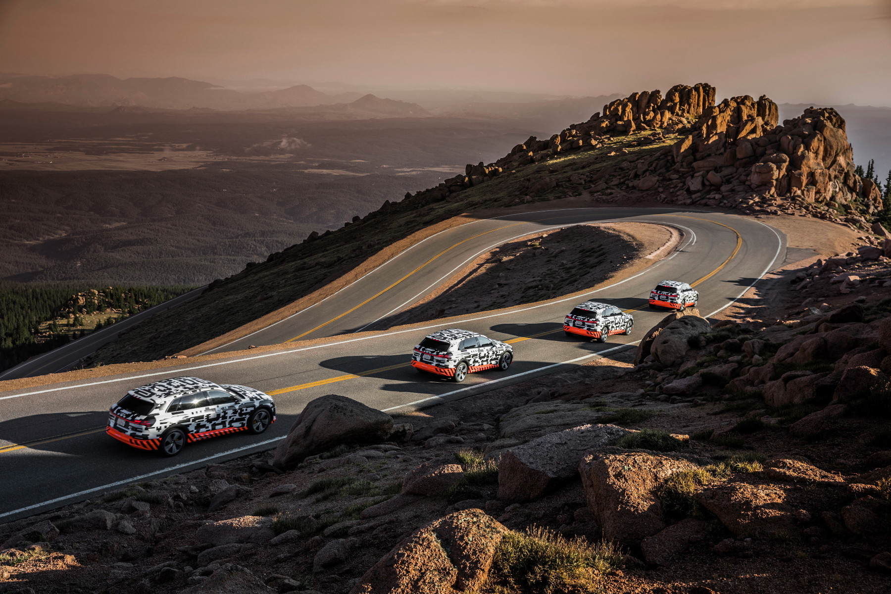 Audi-e-tron-Pikes-Peak