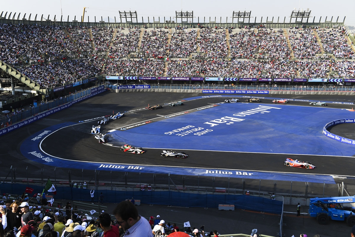 Stadium-Mexico-City