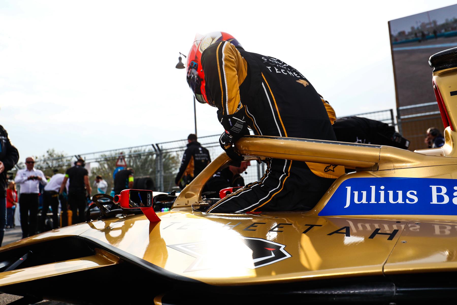 Vergne-enters-Formula-E-Car