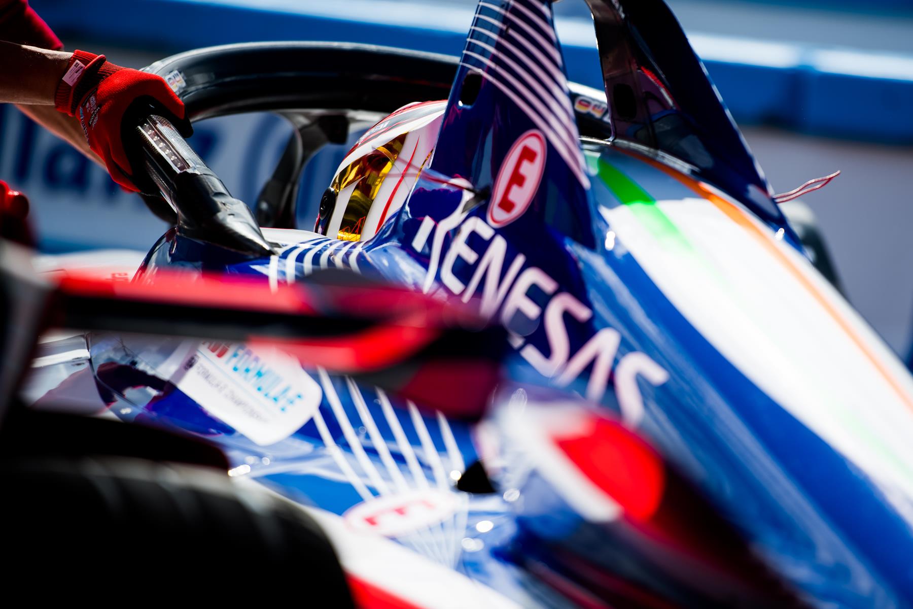 Pascal-Wehrlein-Mahindra-Paris