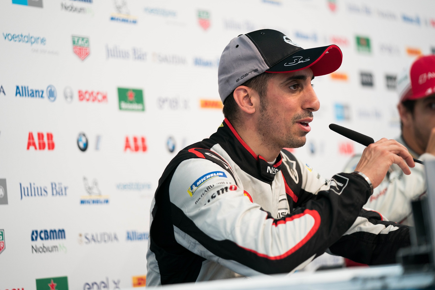 Sebastien_Buemi_Nissan_edams_Berlin_Press_conference
