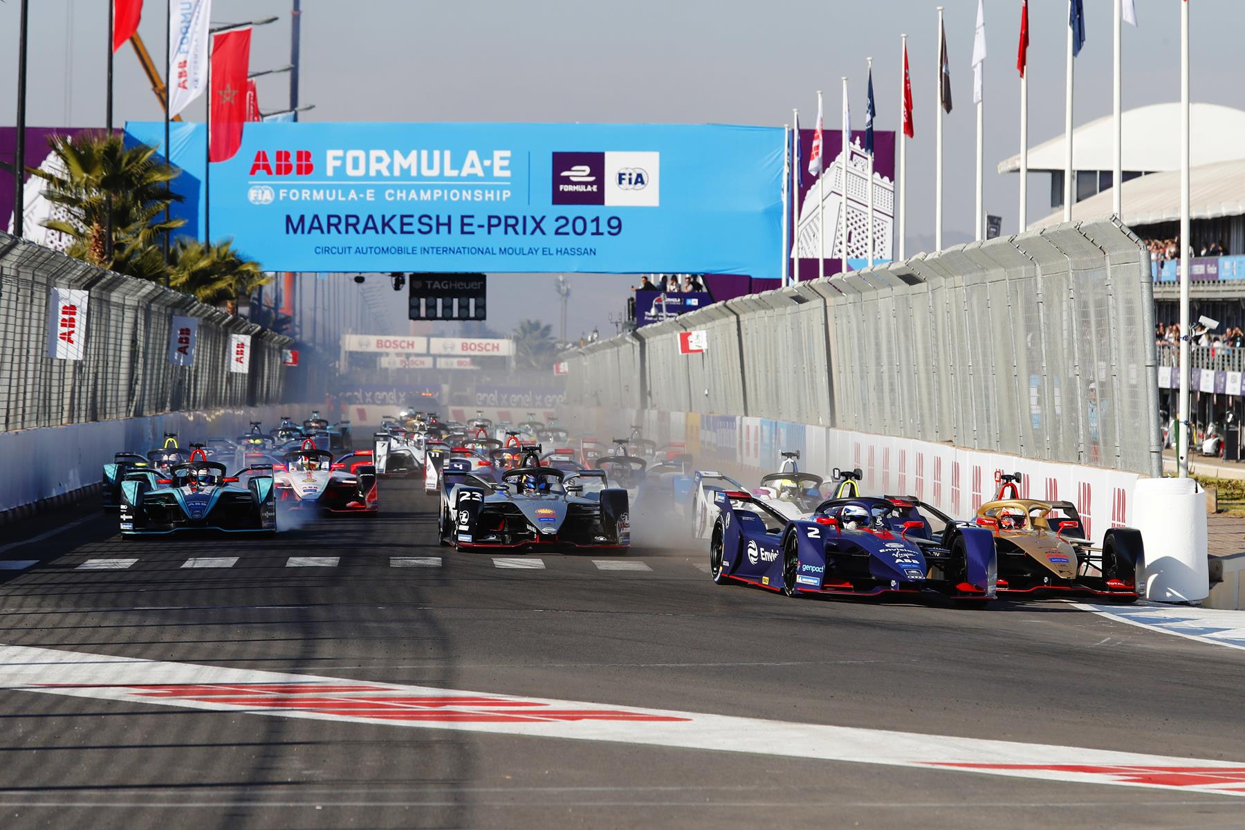Bird-vs-Vergne-at-Start-in-Marrakesh