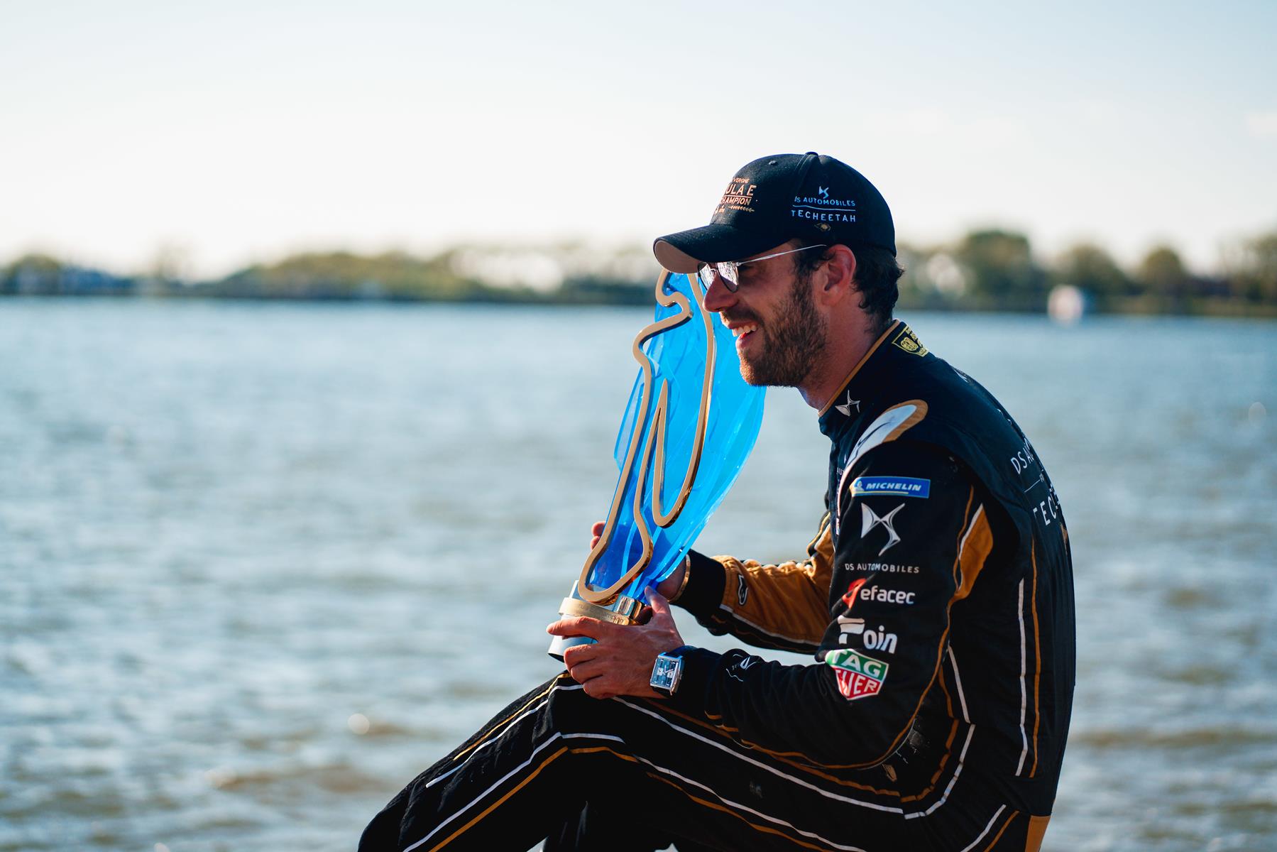 Jean-Eric-Vergne-New-York-Championship-Trophy-Formula-E