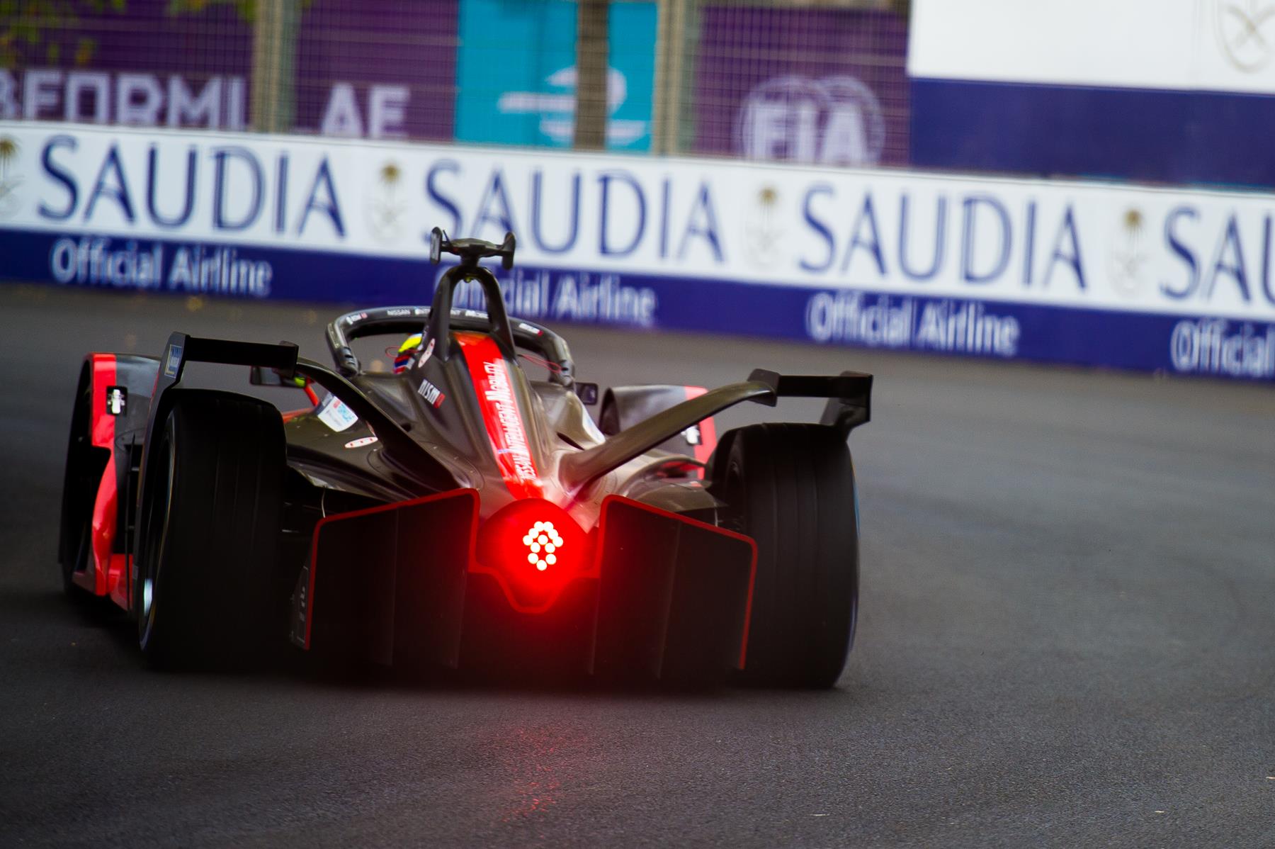 Oliver-Rowland-Nissan-Formula-E-Santiago