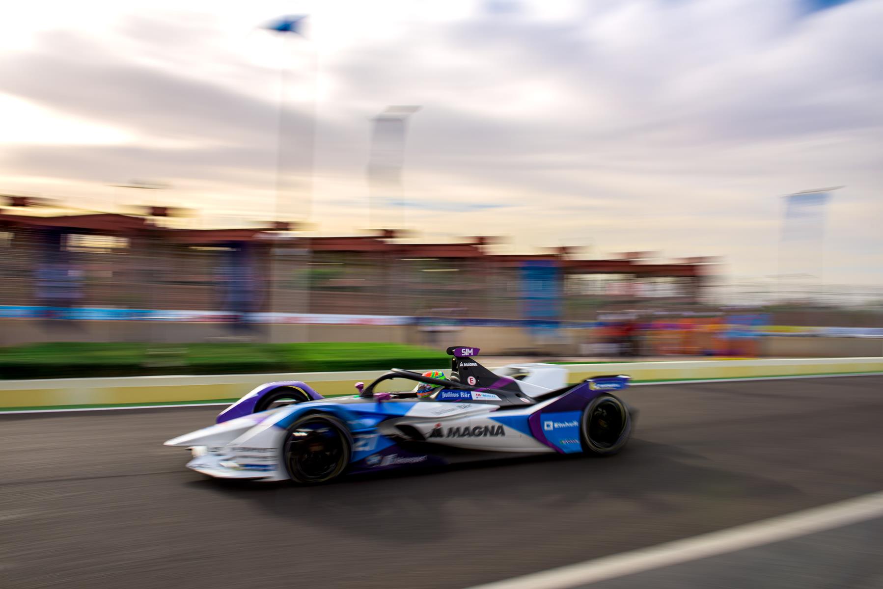 Alex-Sims-BMW-Marrakesh