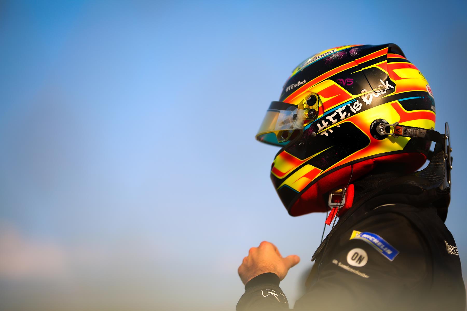 Stoffel-Vandoorne-Mercedes-Helmet-Berlin-Formula-E-is-Back